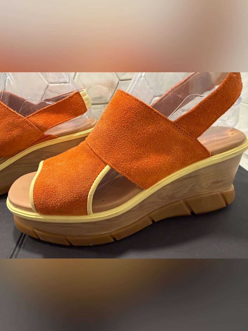 Sorel Woman’s Joanie III Slingback Sandals Orange Suede Sz 8.5 Wedge Yellow Trim - Picture 5 of 16